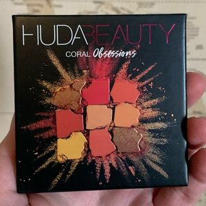 Coral Obsessions by HUDA BEAUTY